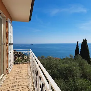 Degli Ulivi - Free Parking Lerici